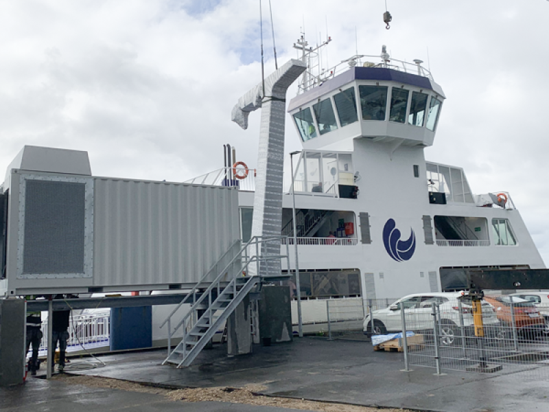 Zinus’ ZPP700 charging post is installed in Esbjerg. (Photo: Molslinjen)